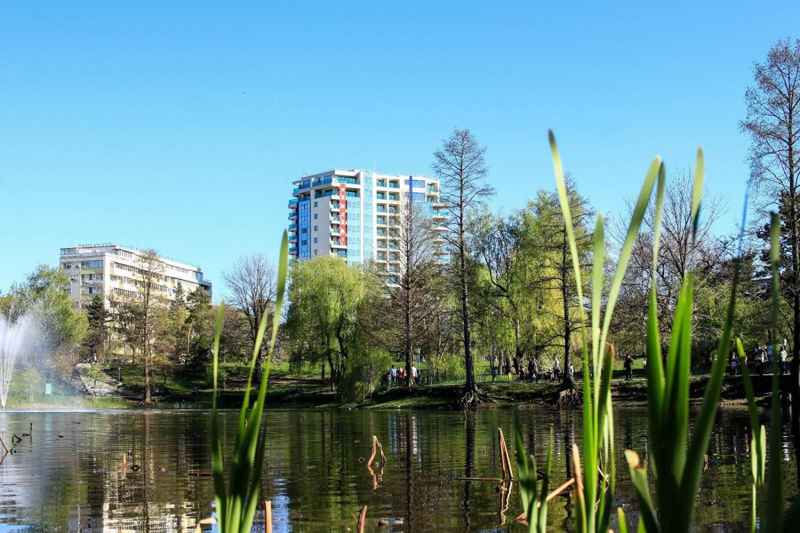 Apartament No 902 Circului Park Tower Bucureşti